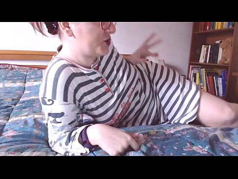 ❤️ Cymerwch y ceiliog mawr du hwn yn eich ceg caethwas bach Fideo porn wrthon ni